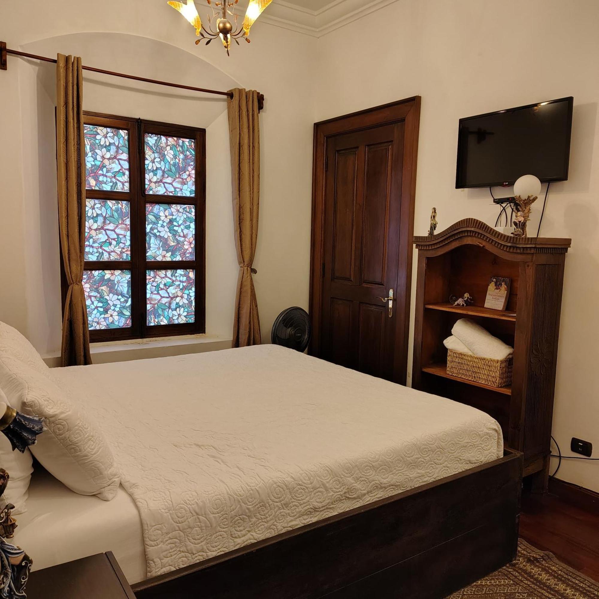 Indian Palace Hotel Boutique Spa & Restaurante Антигуа-Гватемала Экстерьер фото